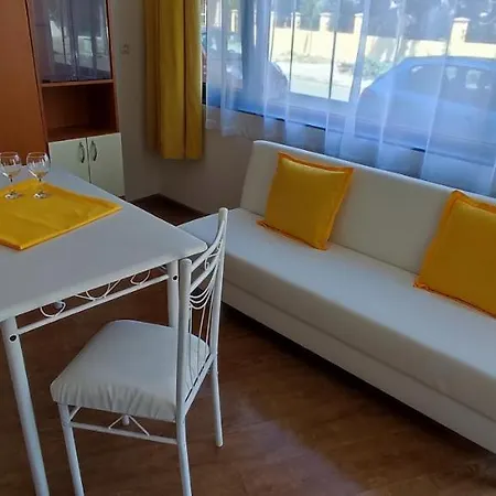 Apartmán къща поморини Nesebar