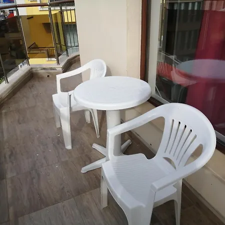 Apartmán къща поморини