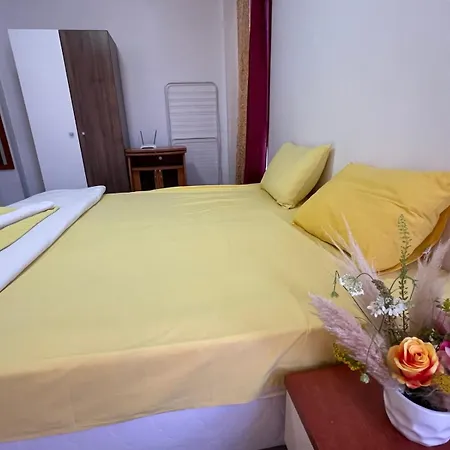 Апартаменты къща поморини *