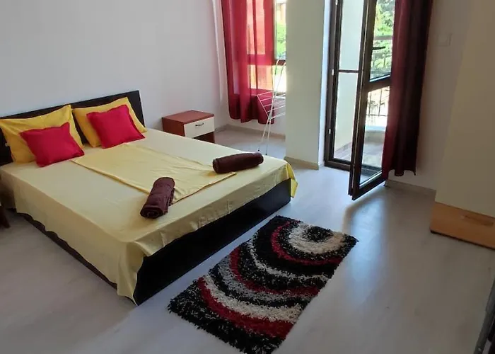 Апартаменты къща поморини *