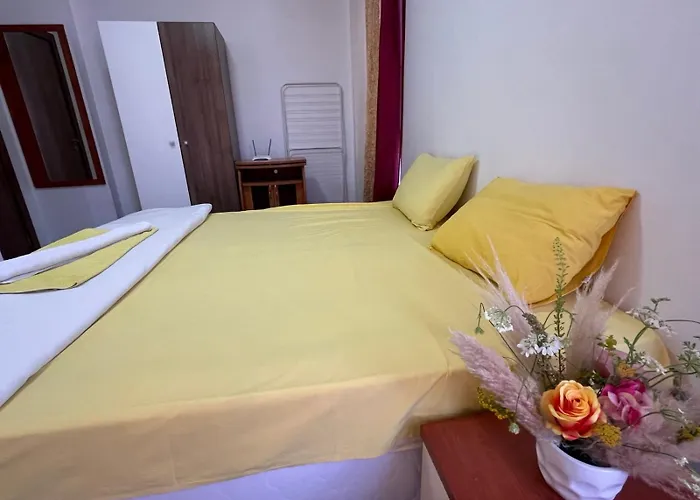 Апартаменты къща поморини *