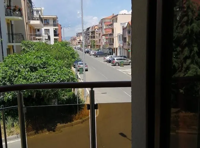 Διαμέρισμα къща поморини