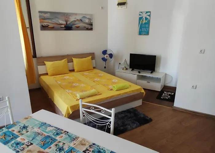 къща поморини Несебър